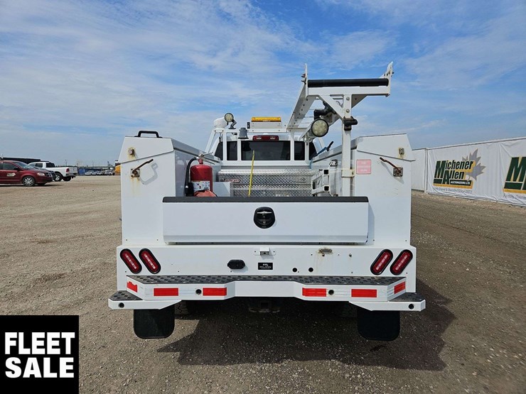 2020-dodge-2500-image-4