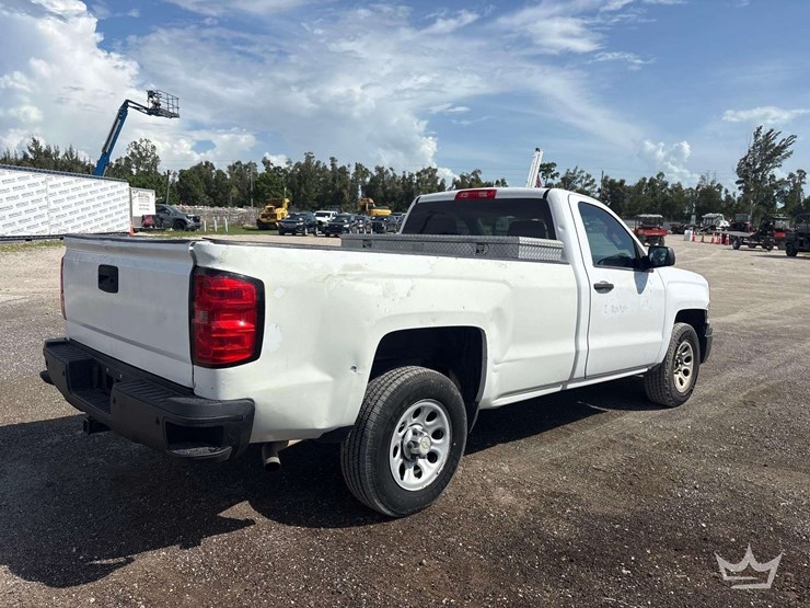 2014-chevrolet-silverado-1500-image-3