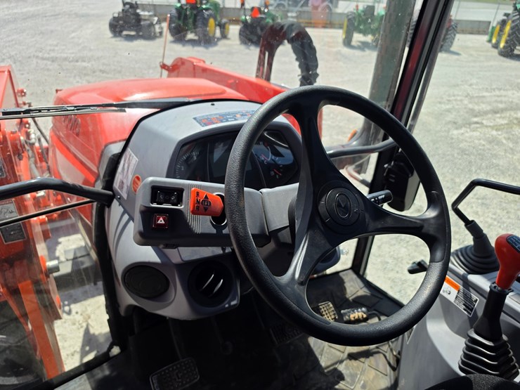 2022-kubota-m5-111-image-19