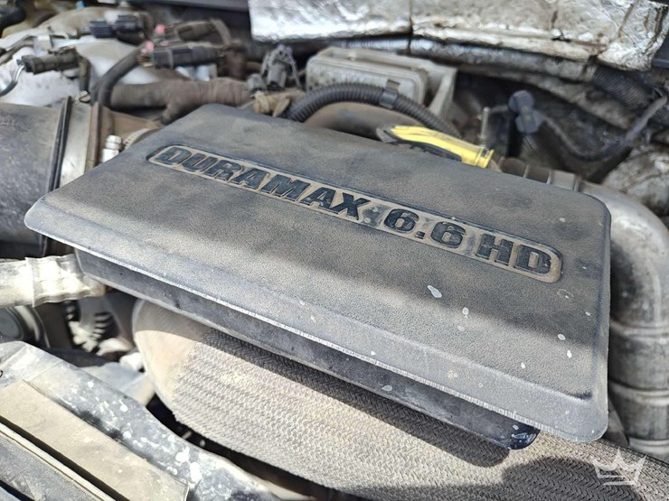 2019-chevrolet-silverado-3500-image-24