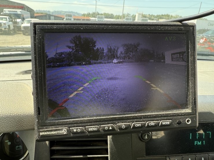 2011-gmc-sierra-2500-image-27