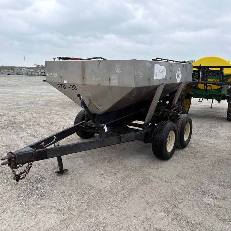 #211409 • Adams Fertilizer Spreader