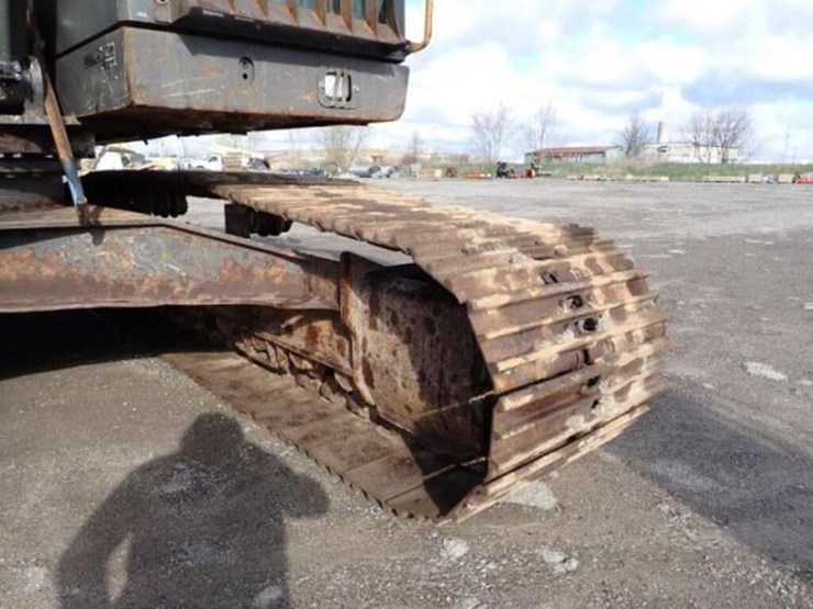 2015-volvo-ec250el-image-34