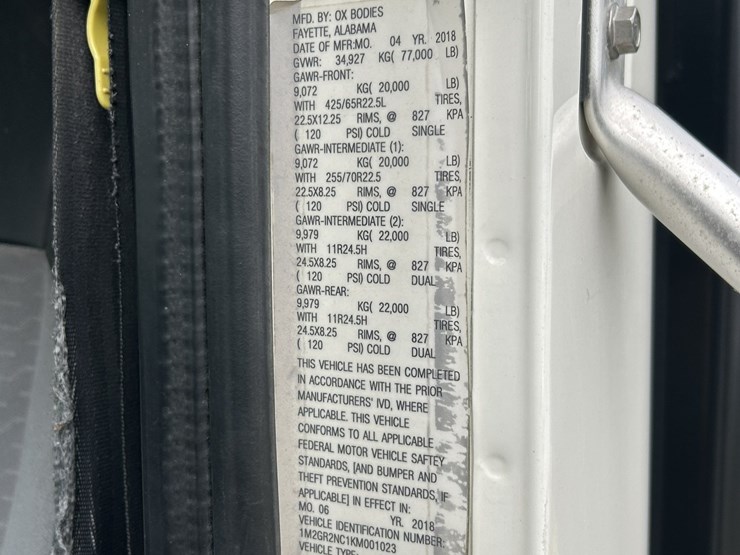 2019-mack-granite-104fr-image-11