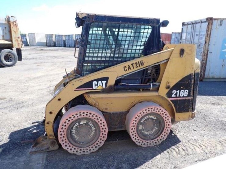 2006-caterpillar-216b-image-8