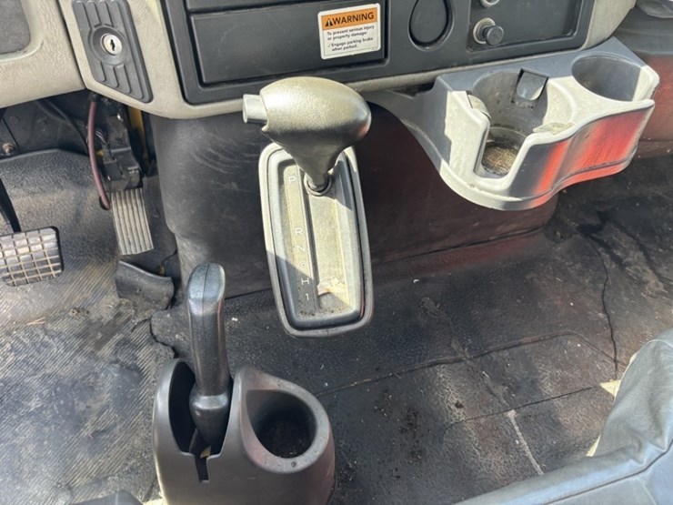 2012-international-durastar-4300-image-18