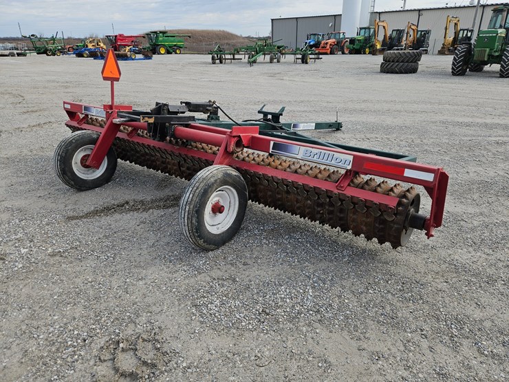 #205682-•-brillion-cultipacker-image-5