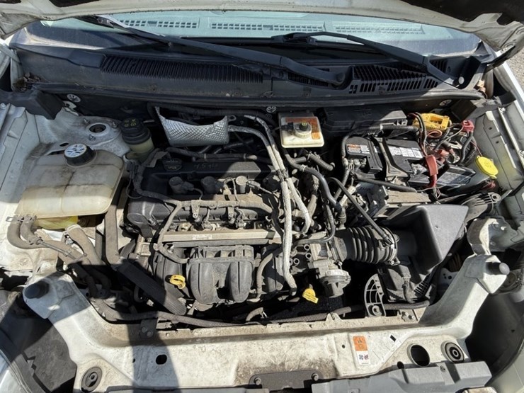 2012-ford-transit-connect-image-12
