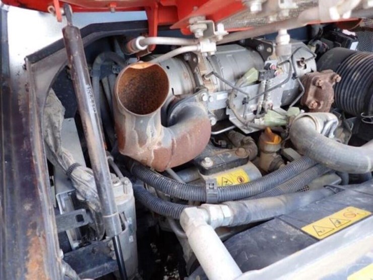 2023-kubota-svl65-2-image-45