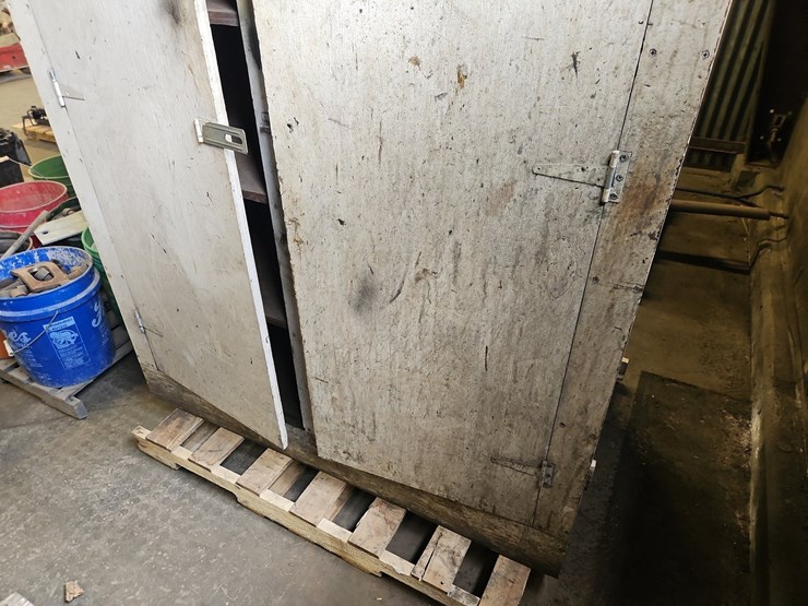 bolt-bins-with-contents,-image-5