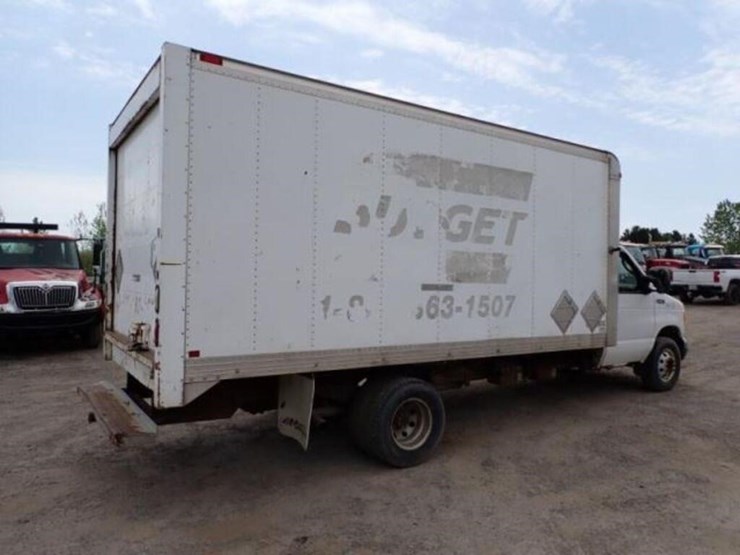 2004-ford-e450-image-5
