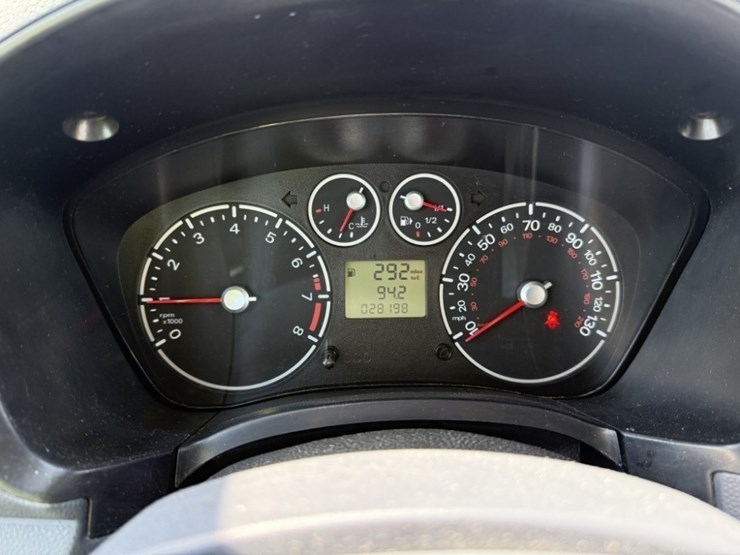 2012-ford-transit-connect-image-23