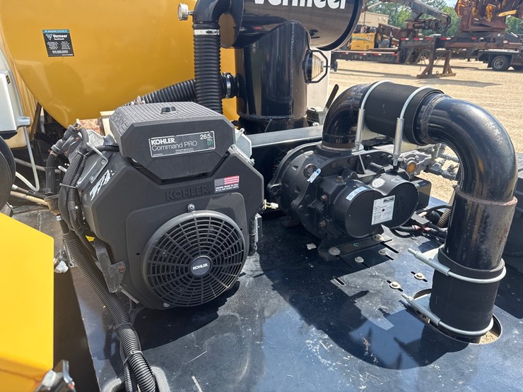 #30600-•-2022-vermeer-cv1273gt-vacuum-excavator-image-7