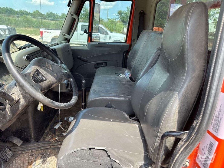 international-durastar-4300-image-42