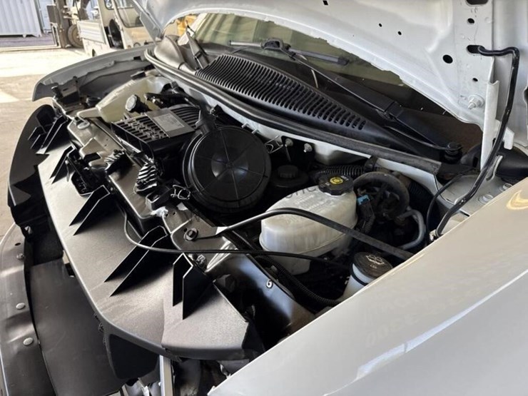 2016-chevrolet-express-2500-image-14