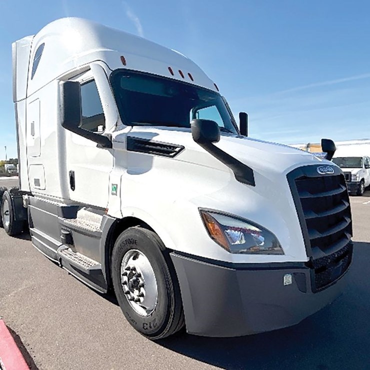 2023 FREIGHTLINER CASCADIA 126