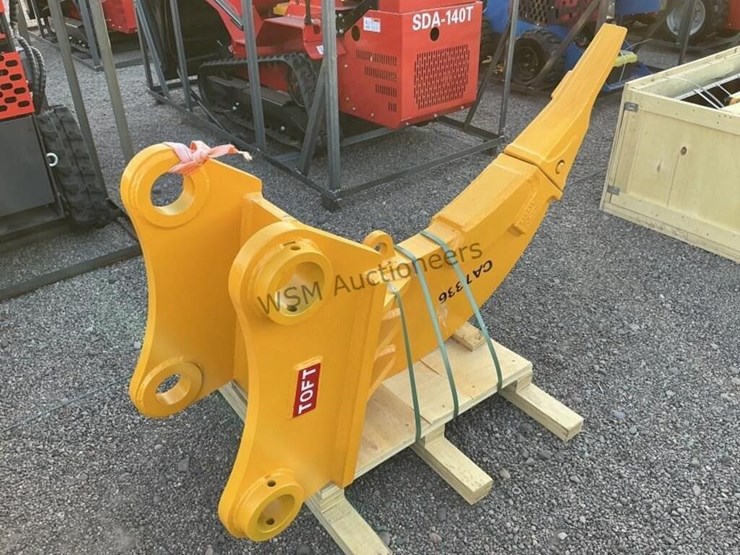 2025-caterpillar-336-image-1