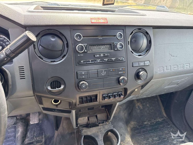 2012-ford-f350-image-40