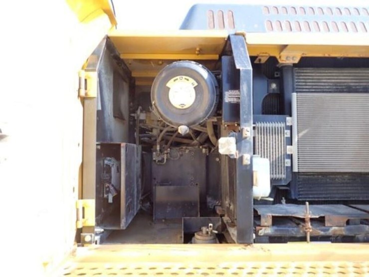 2009-deere-270d-lc-image-65