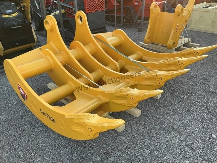 2025-caterpillar-336-image-1
