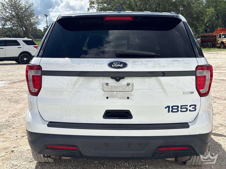 2017-ford-explorer-image-20