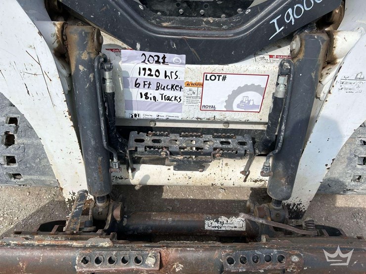 2021-bobcat-t740-image-18