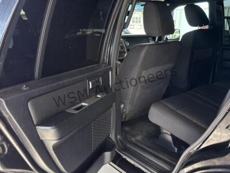 2017-ford-expedition-image-28
