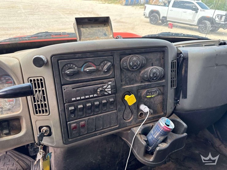 international-durastar-4300-image-46