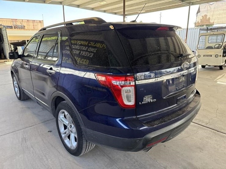 2011-ford-explorer-limited-image-5