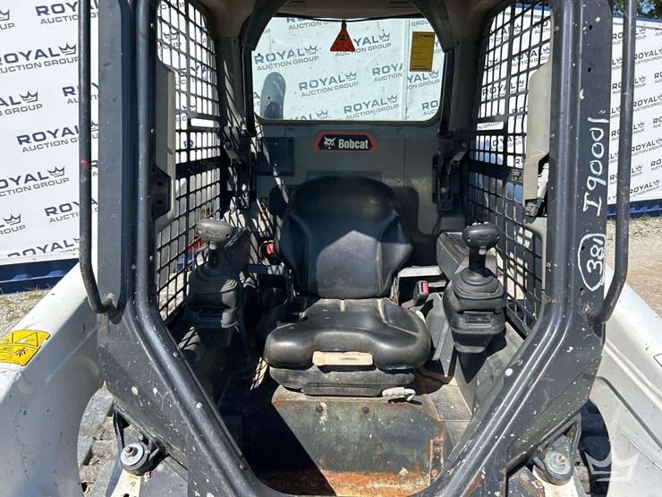 2021-bobcat-t62-image-10