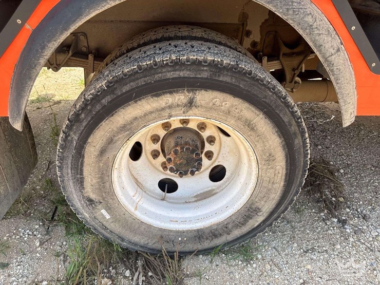 international-durastar-4300-image-36
