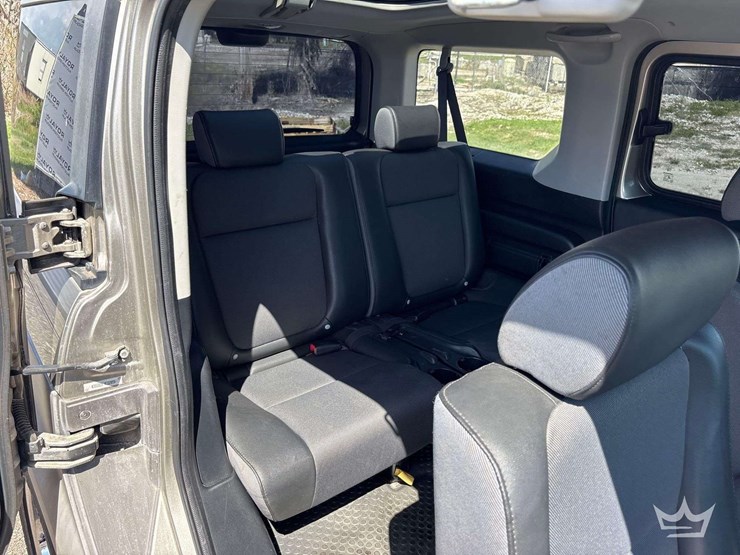 2003-honda-element-image-22
