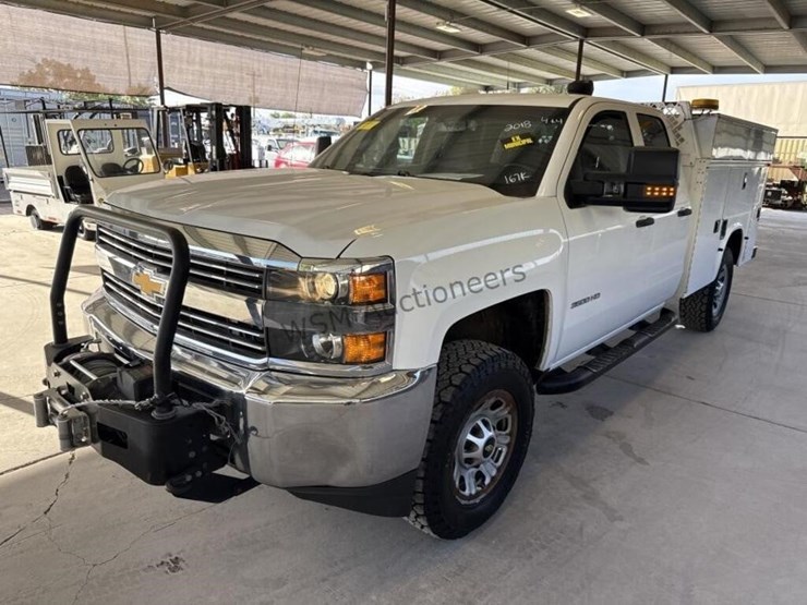 2018-chevrolet-silverado-3500hd-image-4