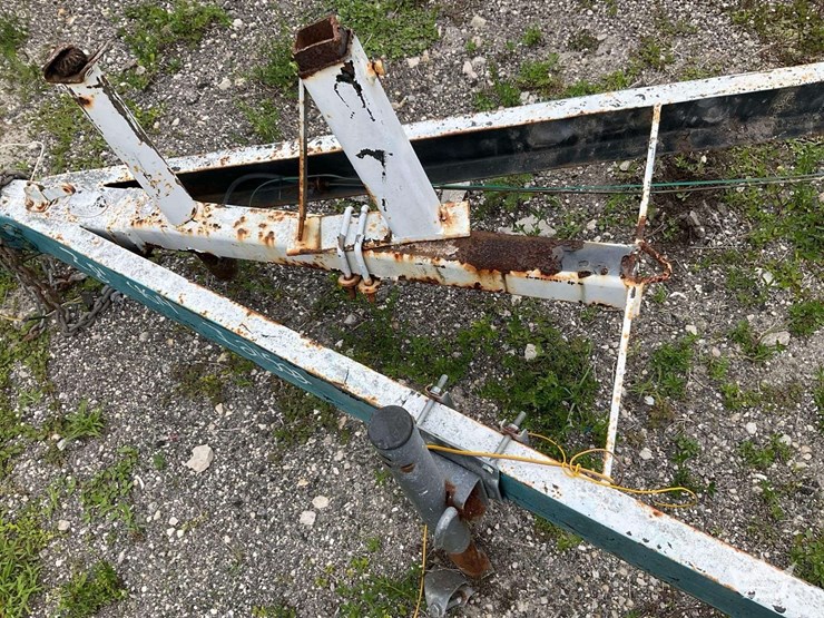 28ft-t/a-boat-trailer-image-9