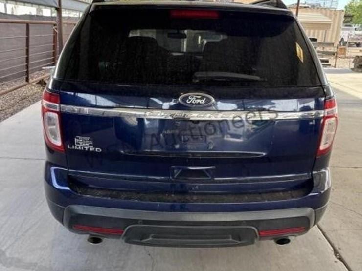 2011-ford-explorer-limited-image-6