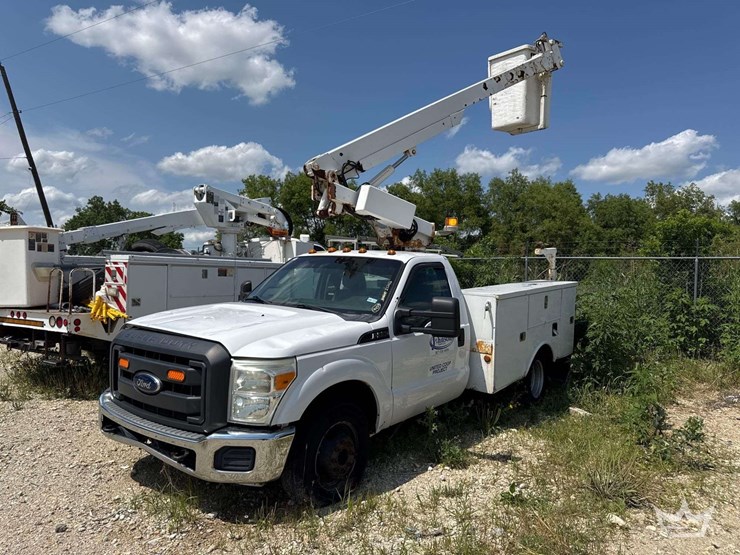 2012-ford-f350-image-1