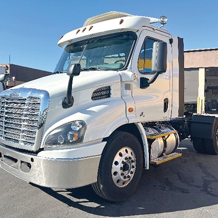 2018 FREIGHTLINER CASCADIA 113