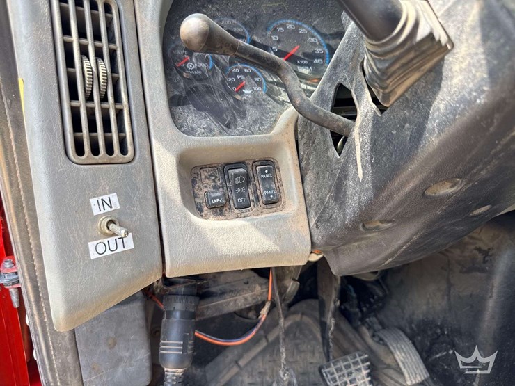 international-durastar-4300-image-43