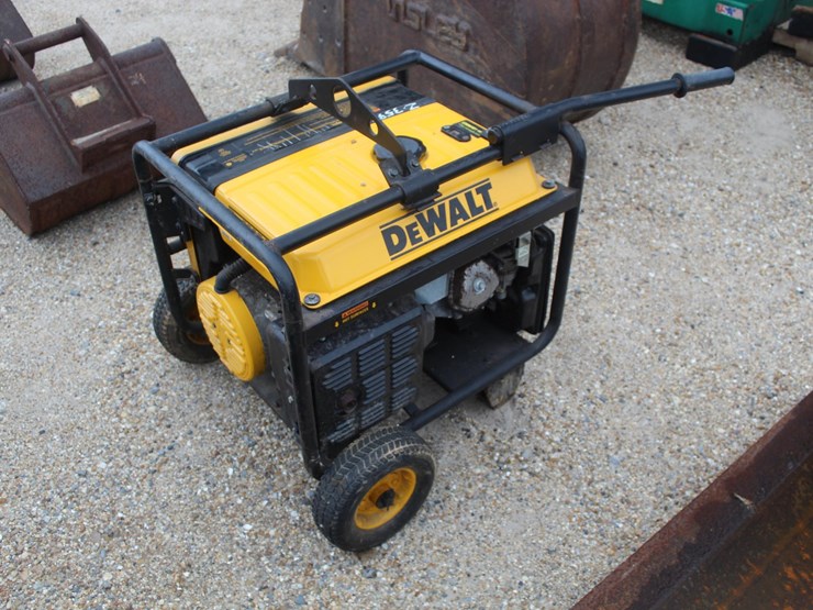 #35951-•-dewalt-dg-7000-generator-image-3