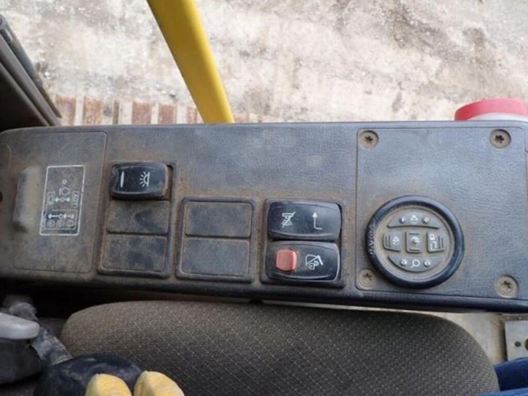 2012-volvo-ec300dl-image-16