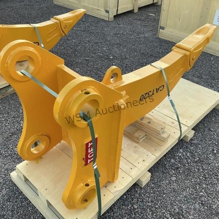 2025 CATERPILLAR 320