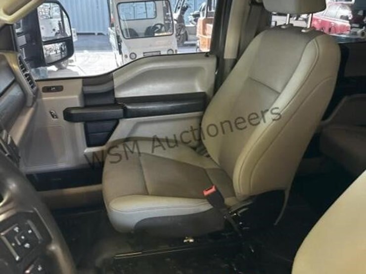 2020-ford-f250-image-22