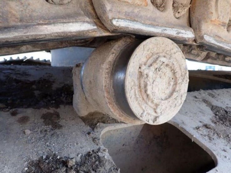 2009-deere-270d-lc-image-40