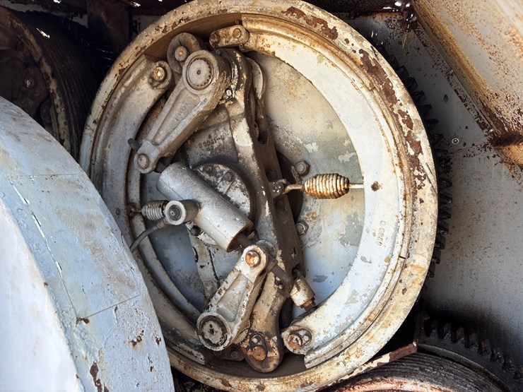 cummins-855-image-41