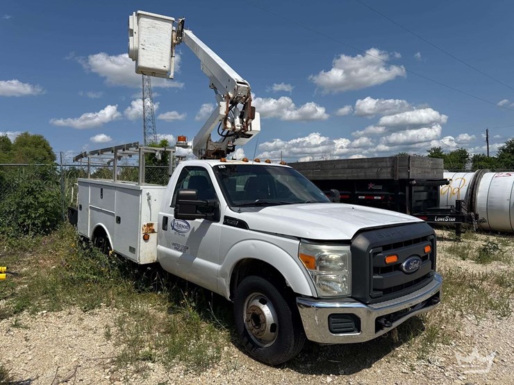 2012-ford-f350-image-3