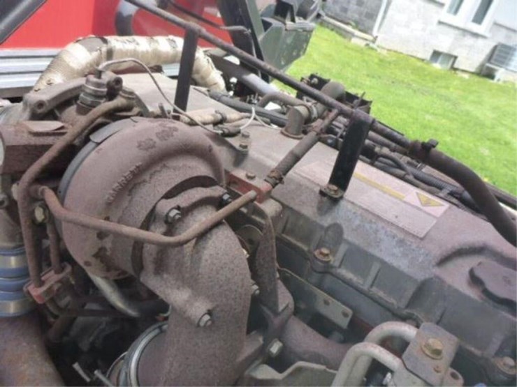 2005-gmc-t8500-image-27