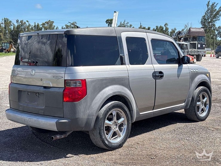 2003-honda-element-image-3