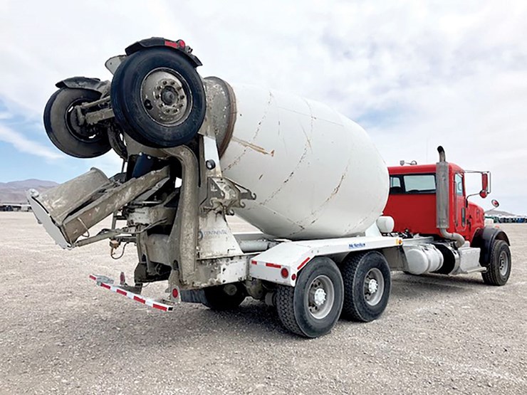 2014-peterbilt-365-image-4