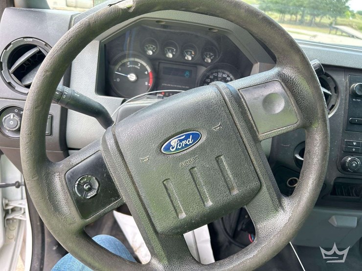 2013-ford-f350-image-14