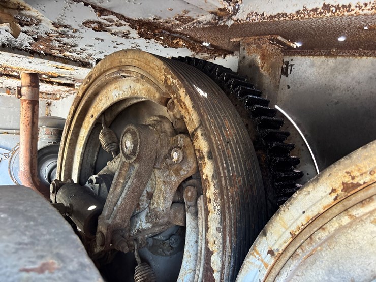 cummins-855-image-46